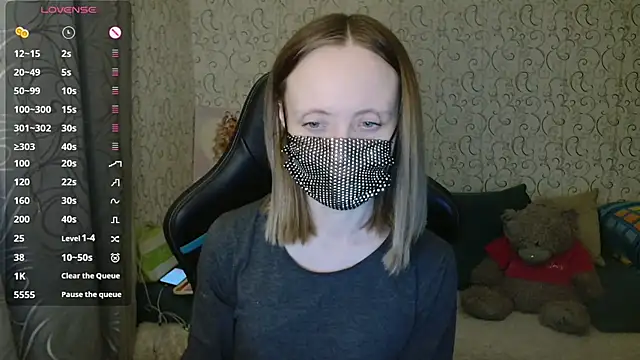 Snapshot of Cleo_Sertori_ chatting on 03-15-26, 04:03 Cleo Sertori online show from 03-15-26, 04:03