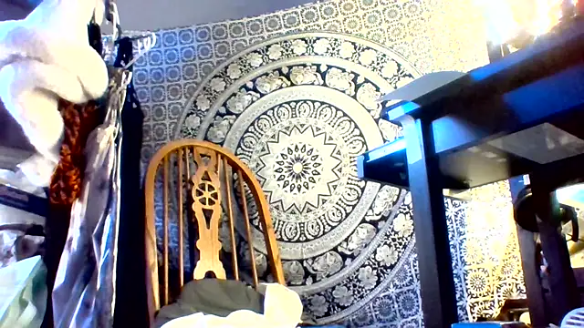 Ambionce online show from 05-18-26, 04:56