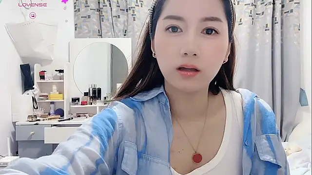 yao-yao-8726 online show from 04-23-26, 05:36