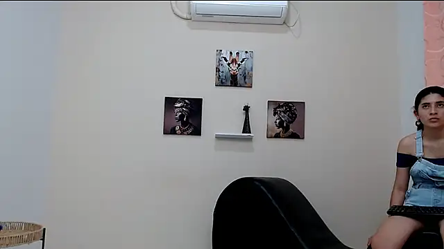katywild20 online show from 04-18-26, 06:43