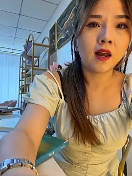 Xiaoxiao-y online show from 06-16-26, 07:30