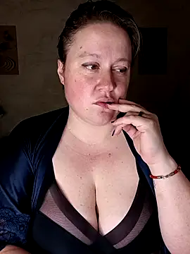Snapshot of Alex_Goddess_ chatting on 06-11-26, 02:53 Alex Goddess online show from 06-11-26, 02:53