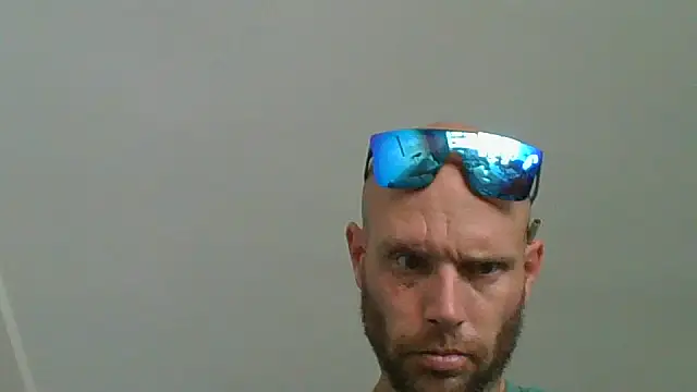 CaptCraker online show from 05-20-26, 09:01