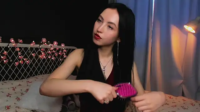 lizaa breeze online show from 05-23-26, 04:28