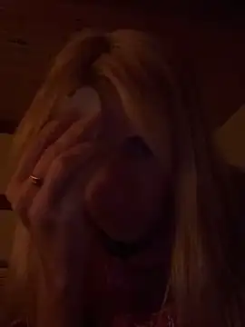 Snapshot of KiraDiva777 chatting on 03-14-26, 05:52 KiraDiva777 online show from 03-14-26, 05:52