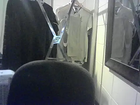 Snapshot of Relk130p chatting on 06-30-26, 05:18 Relk130p online show from 06-30-26, 05:18