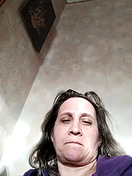 KatieLove133 online show from 04-14-26, 03:50