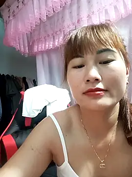 Lucxy-ki6 online show from 06-06-26, 10:48