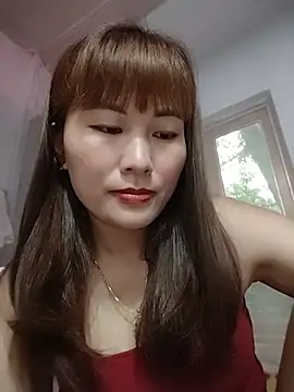 Lucxy-ki6 online show from 05-17-26, 12:43
