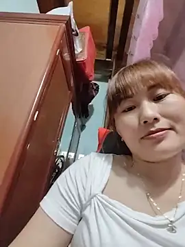 Lucxy-ki6 online show from 06-09-26, 12:28