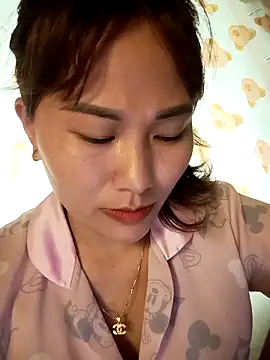Lucxy-ki6 online show from 05-28-26, 12:07