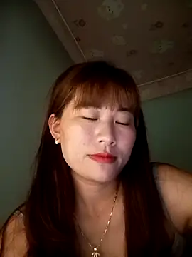Lucxy-ki6 online show from 06-18-26, 12:31
