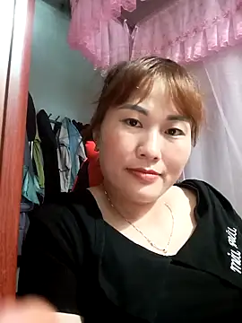 Lucxy-ki6 online show from 05-24-26, 07:41