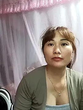 Lucxy-ki6 online show from 05-05-26, 09:23