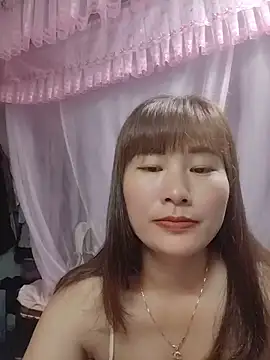 Lucxy-ki6 online show from 05-13-26, 12:17