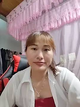 Lucxy-ki6 online show from 06-10-26, 04:57