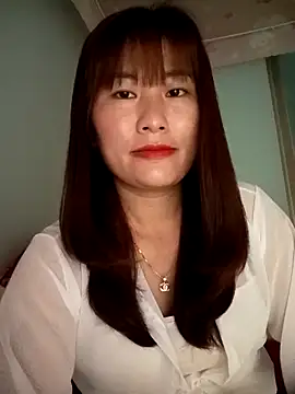 Lucxy-ki6 online show from 03-28-26, 12:44