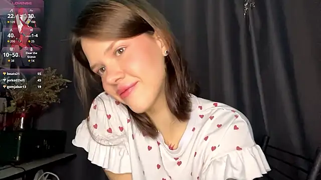 SarahHunnye online show from 03-25-26, 11:25