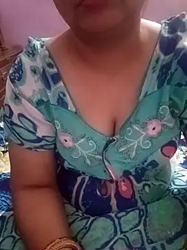 Gujju bhabhi69 online show from 04-23-26, 12:50
