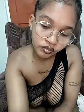 Hotsexyberry222 online show from 04-23-26, 06:20