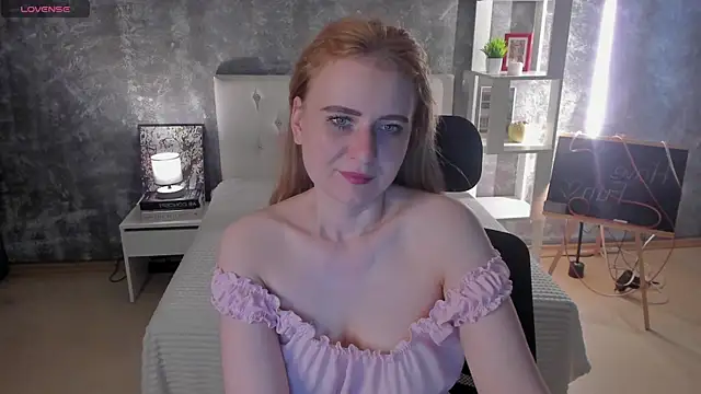 Snapshot of Shiny_Liss chatting on 06-20-26, 01:32 Shiny Liss online show from 06-20-26, 01:32