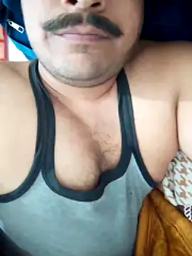 Decentlover67 online show from 04-14-26, 03:06