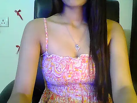 Snapshot of Hot_Deepansi02 chatting on 05-10-26, 05:15 Hot Deepansi02 online show from 05-10-26, 05:15