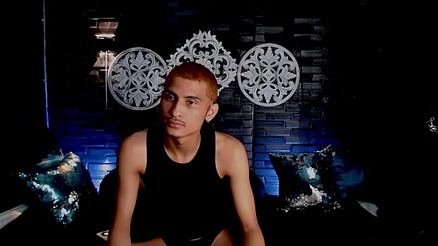 nico twink7 online show from 03-16-26, 02:53