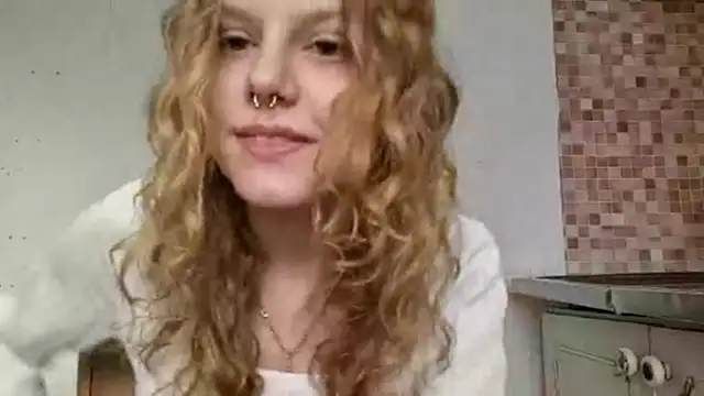 Kira Wonderfullina online show from 03-16-26, 09:13