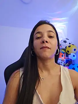 Snapshot of miaeyex chatting on 06-15-26, 02:28 miaeyex online show from 06-15-26, 02:28