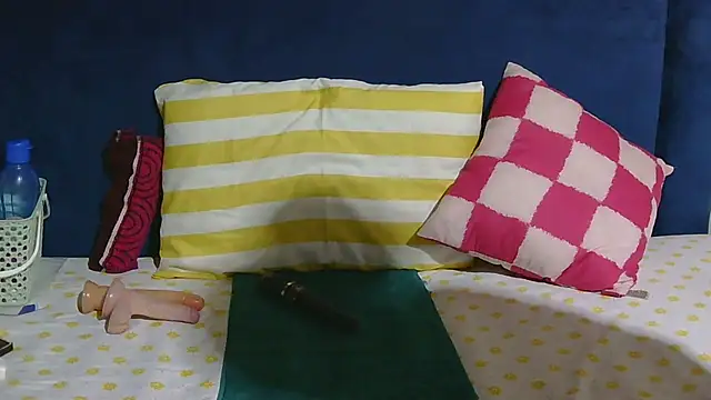 Melitaxx online show from 07-23-26, 07:05