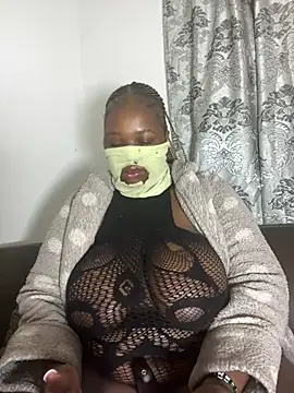 NaughtyGirl0000 online show from 06-20-26, 09:58