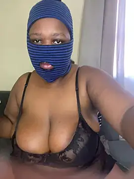 Snapshot of NaughtyGirl0000 chatting on 04-28-26, 06:07 NaughtyGirl0000 online show from 04-28-26, 06:07