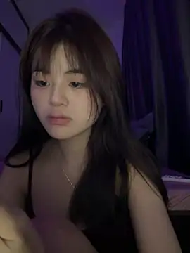 Snapshot of Sweet20-20 chatting on 08-05-26, 04:34 Sweet20-20 online show from 08-05-26, 04:34