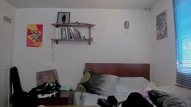KittyFeet1 online show from 03-25-26, 06:40