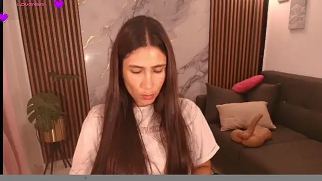 LucyBecker online show from 04-01-26, 12:24