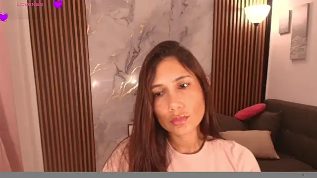 LucyBecker online show from 04-09-26, 10:38