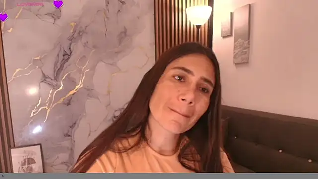 LucyBecker online show from 04-18-26, 08:20