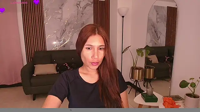 LucyBecker online show from 06-09-26, 05:47