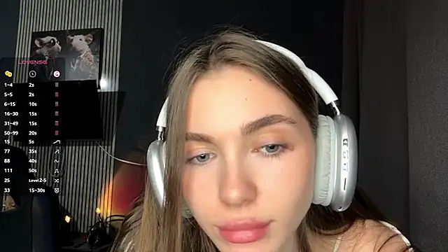 Veluxe online show from 04-09-26, 03:07