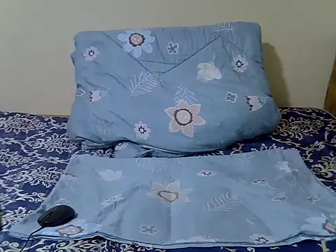 Darkchocolatequeen online show from 07-08-26, 11:00