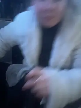 curvyneon online show from 04-13-26, 08:02