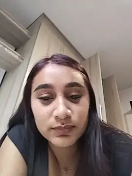 Mia skyy18 online show from 06-02-26, 10:43