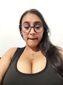 Mia skyy18 online show from 04-16-26, 11:18