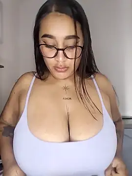 Mia skyy18 online show from 05-05-26, 11:57