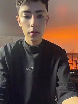 Snapshot of SebastianReed_ chatting on 04-28-26, 02:38 SebastianReed online show from 04-28-26, 02:38