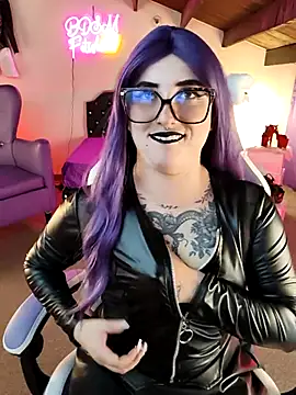 Snapshot of LilithDark666 chatting on 05-08-26, 01:15 LilithDark666 online show from 05-08-26, 01:15