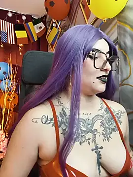 Snapshot of LilithDark666 chatting on 07-07-26, 01:14 LilithDark666 online show from 07-07-26, 01:14