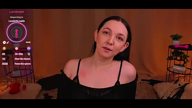 Snapshot of CindyBkitty chatting on 05-09-26, 03:15 CindyBkitty online show from 05-09-26, 03:15