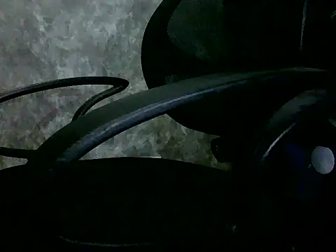 Snapshot of NinfomanoLOGAN chatting on 06-26-26, 04:07 NinfomanoLOGAN online show from 06-26-26, 04:07
